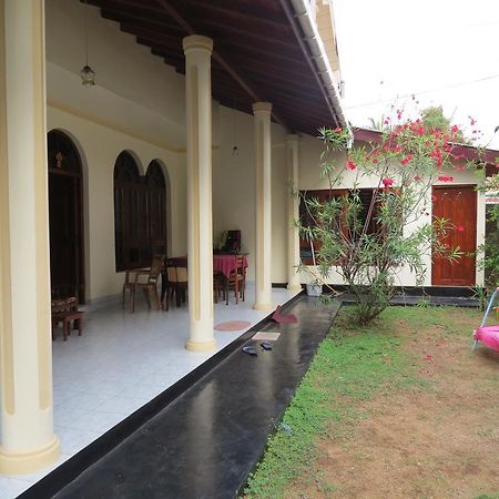 Bolonghes Homestay Negombo Luaran gambar