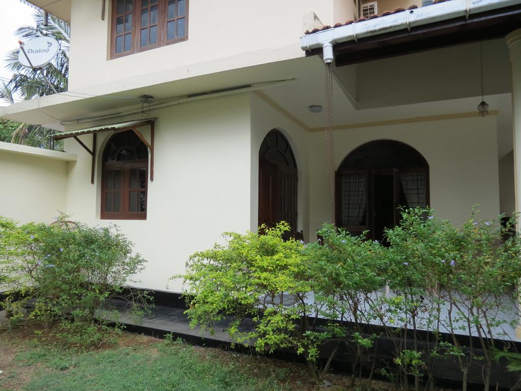 Bolonghes Homestay Negombo Luaran gambar
